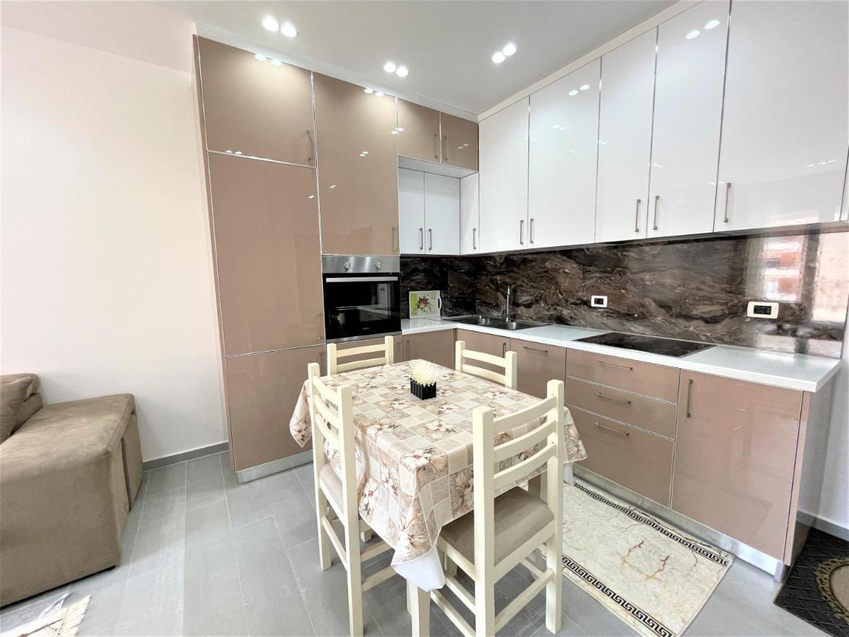 Vlora Apartment * Vlorë