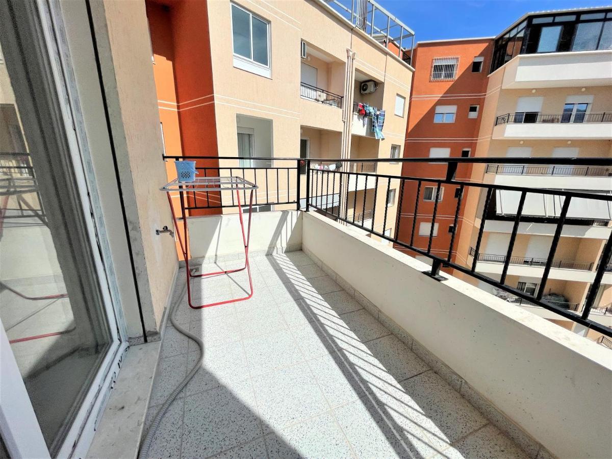 Vlora Apartment *